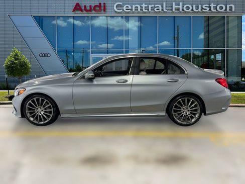 Used 2016 Mercedes-Benz C 300 4MATIC Sedan image 2