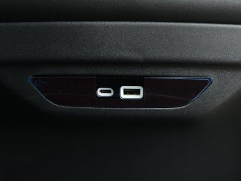 New 2026 Chrysler Pacifica Select w/ S Appearance Package image 33