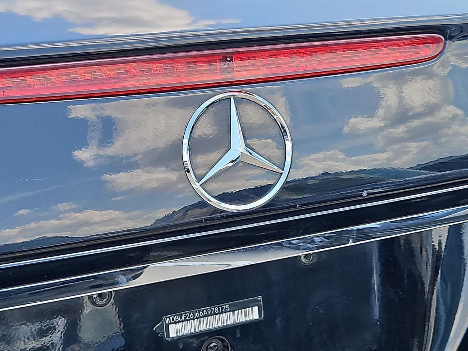 Used 2006 Mercedes-Benz E 320 CDI Sedan image 11