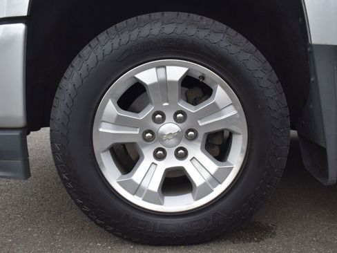 Used 2018 Chevrolet Silverado 1500 LT w/ All Star Edition image 28