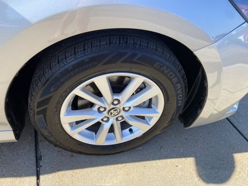 Used 2025 Toyota Camry LE FWD image 38