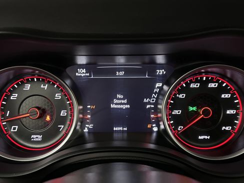 Used 2022 Dodge Charger SXT w/ Leather Interior Group RWD image 19