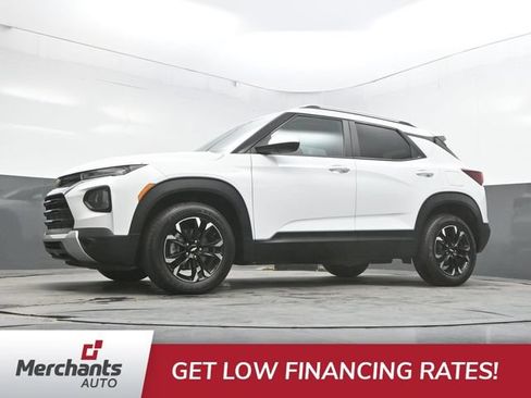 Used 2023 Chevrolet TrailBlazer LT w/ Convenience Package FWD image 33