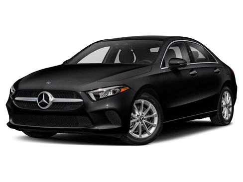 Certified 2022 Mercedes-Benz A 220 4MATIC image 1