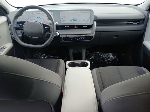 Used 2024 Hyundai Ioniq 5 SE image 10
