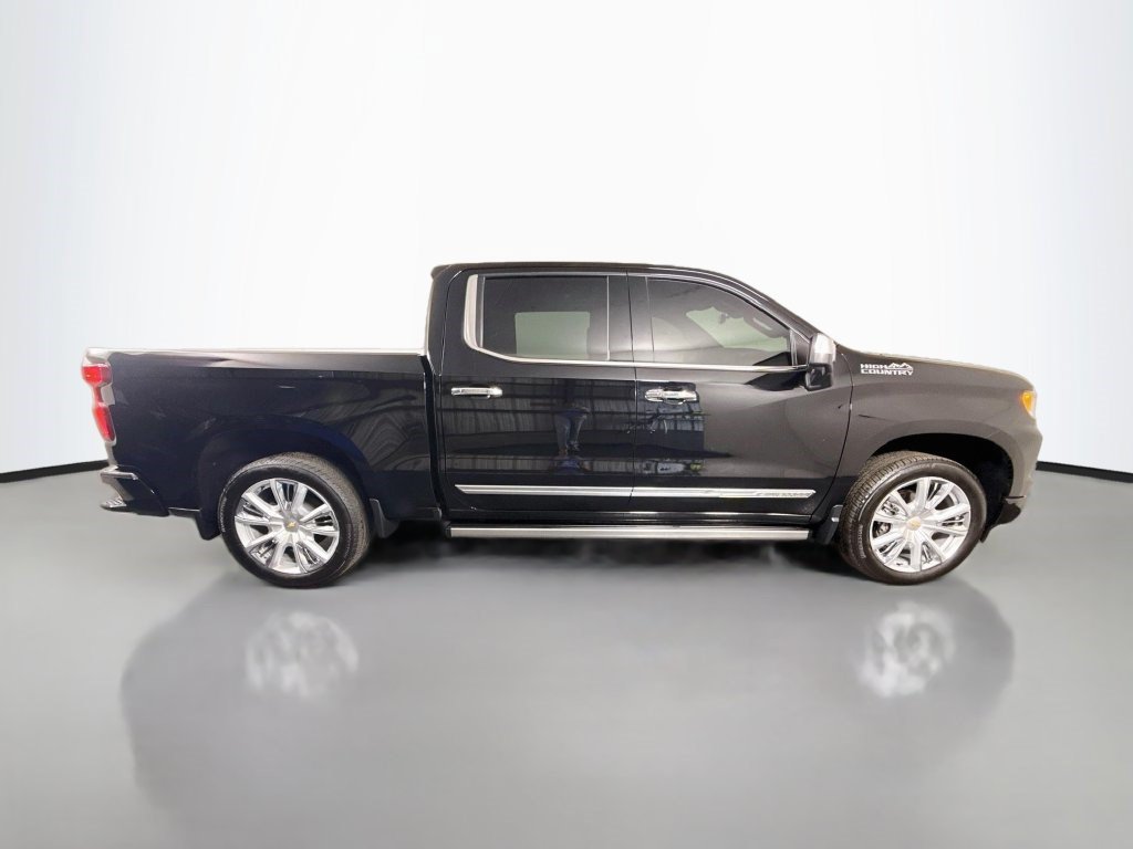 Used 2024 Chevrolet Silverado 1500 High Country AWD/4WD image 11