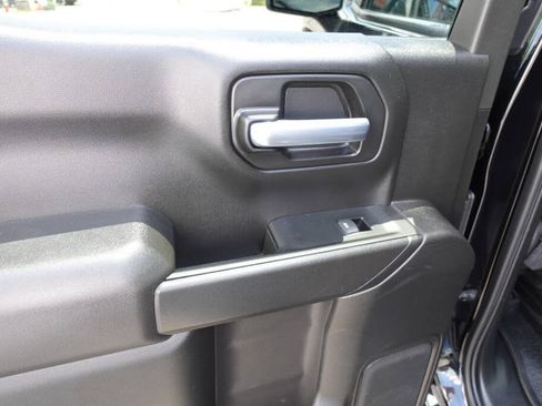 Used 2021 Chevrolet Silverado 1500 Custom AWD/4WD image 22