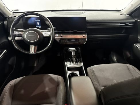 Used 2025 Hyundai Kona SEL FWD image 27