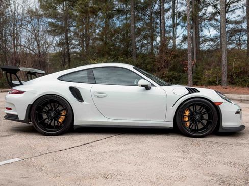 Used 2016 Porsche 911 GT3 RS image 6