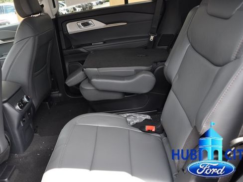New 2026 Ford Explorer Active w/ Active Comfort Package RWD image 11