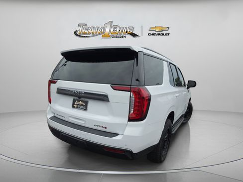 Used 2023 GMC Yukon AT4 AWD/4WD image 8