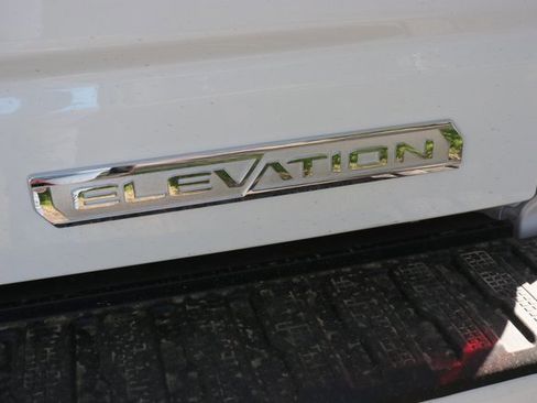 New 2026 GMC Sierra 1500 Elevation image 7