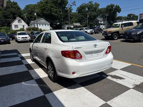 Used 2009 Toyota Corolla LE FWD image 4
