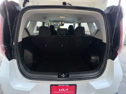 Certified 2023 Kia Soul LX FWD image 24