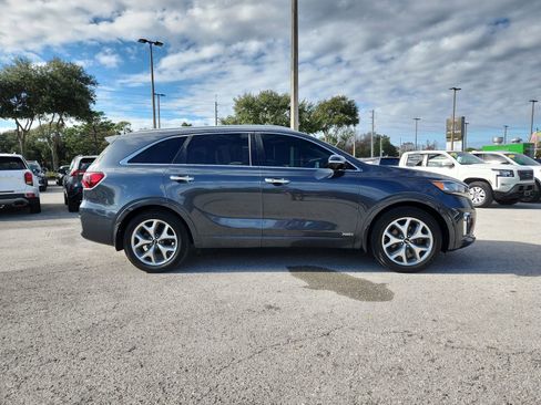Used 2020 Kia Sorento SX image 2