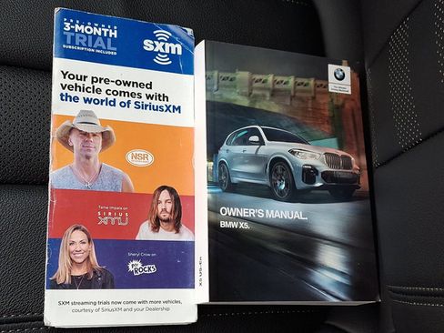 Certified 2022 BMW X5 xDrive40i w/ M Sport Package image 31