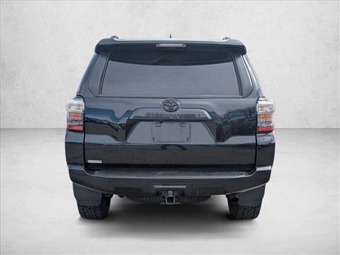 Used 2023 Toyota 4Runner SR5 Premium w/ SR5 Premium Package image 6