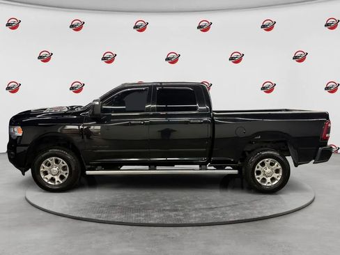 Used 2023 RAM 2500 Laramie AWD/4WD image 2