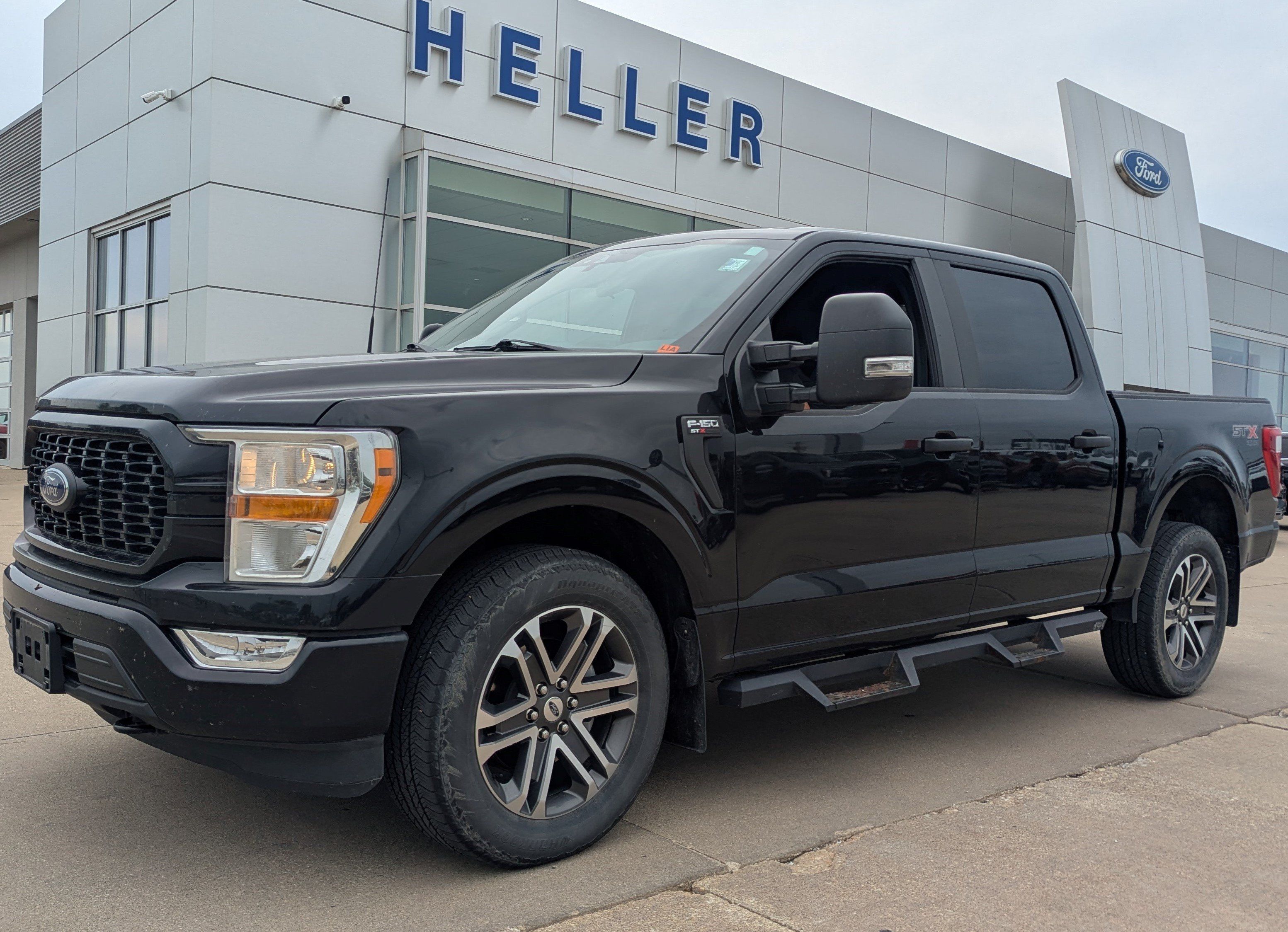 Used 2021 Ford F150 XL w/ STX Appearance Package AWD/4WD image 3