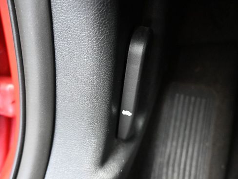 Used 2016 Hyundai Veloster Turbo w/ Option Group 04 image 29