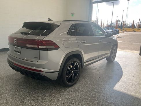 New 2026 Volkswagen Atlas Cross Sport SEL R-Line AWD/4WD image 5