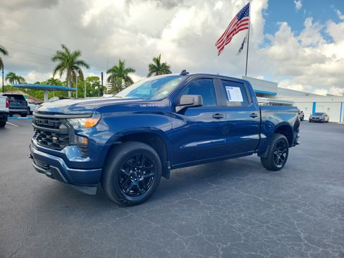 Used 2023 Chevrolet Silverado 1500 Custom RWD image 2