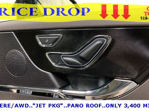 Used 2024 Lincoln Corsair AWD w/ Equipment Group 101A image 12