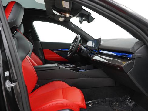Used 2026 BMW M5 AWD/4WD image 12
