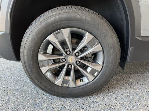 New 2026 Chevrolet Equinox LT FWD image 31