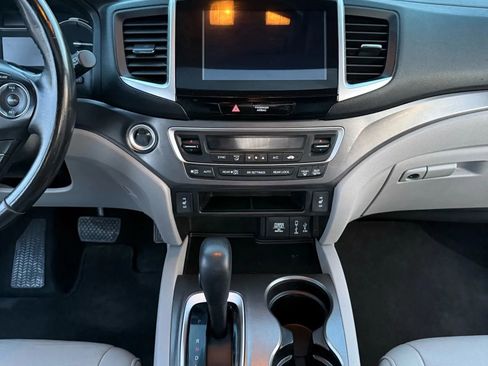 Used 2018 Honda Pilot EX-L image 34