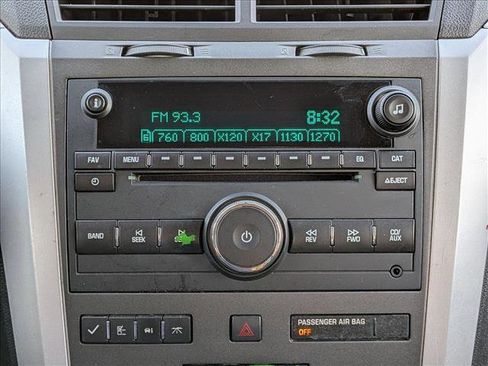 Used 2012 Chevrolet Traverse LT image 12