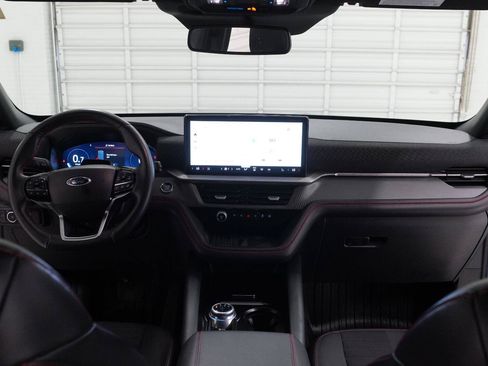 Used 2025 Ford Explorer ST-Line w/ Premium Package RWD image 29