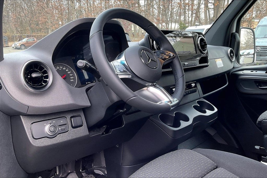 New 2026 Mercedes-Benz Sprinter 2500 image 6
