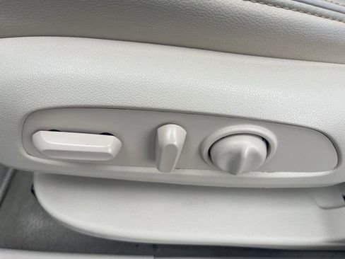 Used 2021 GMC Acadia Denali w/ Denali Ultimate Package image 17