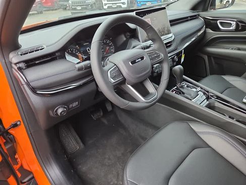 New 2026 Jeep Compass Limited image 17
