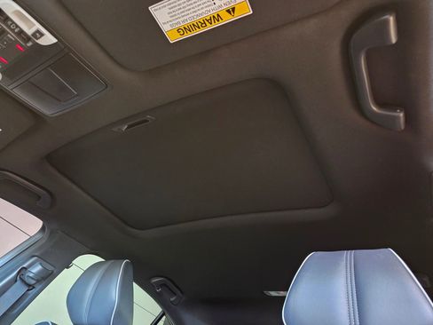 Used 2019 Acura TLX 3.5L Technology Pkg w/A-Spec P image 10