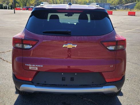 New 2026 Chevrolet TrailBlazer LT w/ LT Cold Weather Package FWD image 10