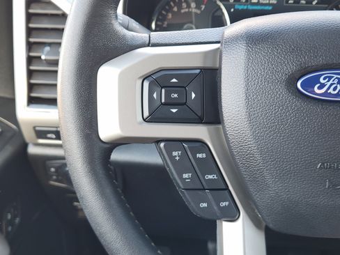 Used 2019 Ford F150 Lariat AWD/4WD image 13