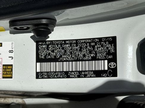 Used 2015 Toyota Prius Three image 27