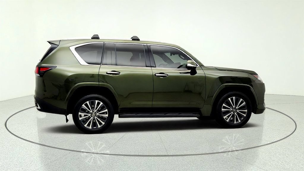 Used 2023 Lexus LX 600 4WD w/ Interior Upgrade Package image 4