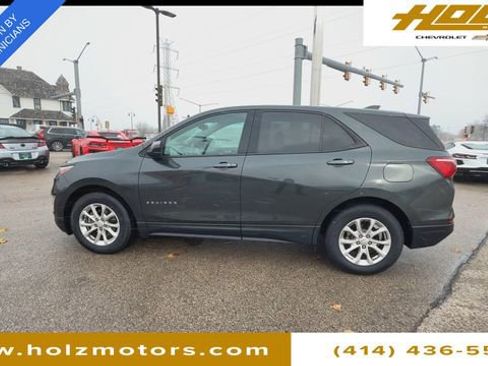 Used 2019 Chevrolet Equinox LS w/ LS Convenience Package image 5