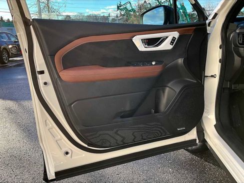 New 2026 Subaru Forester Touring image 10