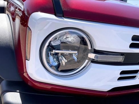 New 2026 Ford Bronco Heritage Edition image 13