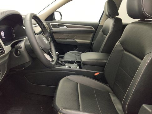 Used 2022 Volkswagen Atlas SE w/ Panoramic Sunroof Package FWD image 17