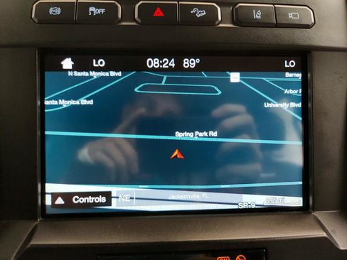 Used 2017 Ford F250 Platinum w/ Platinum Ultimate Package AWD/4WD image 20