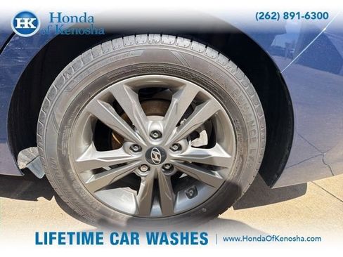 Used 2018 Hyundai Elantra SEL w/ Cargo Package image 3