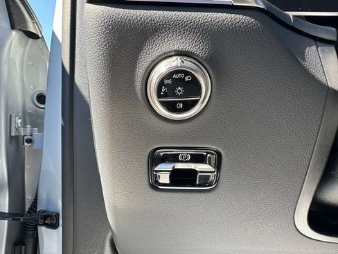 Used 2026 Mercedes-Benz GLC 300 4MATIC image 15