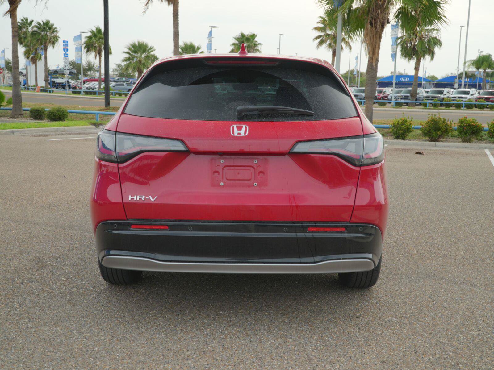 Used 2025 Honda HR-V EX-L image 6