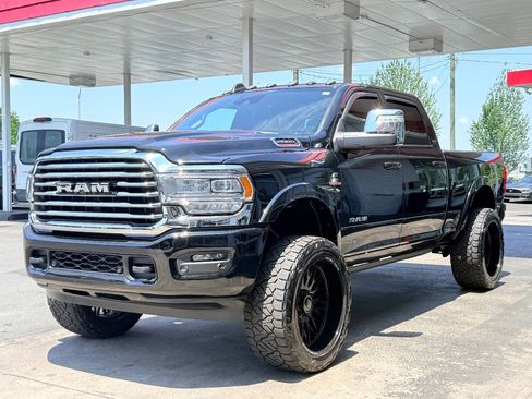 Used 2024 RAM 2500 Limited w/ Safety Group AWD/4WD image 6