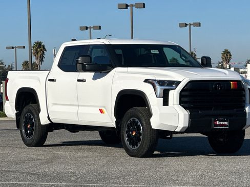 New 2026 Toyota Tundra Limited image 2